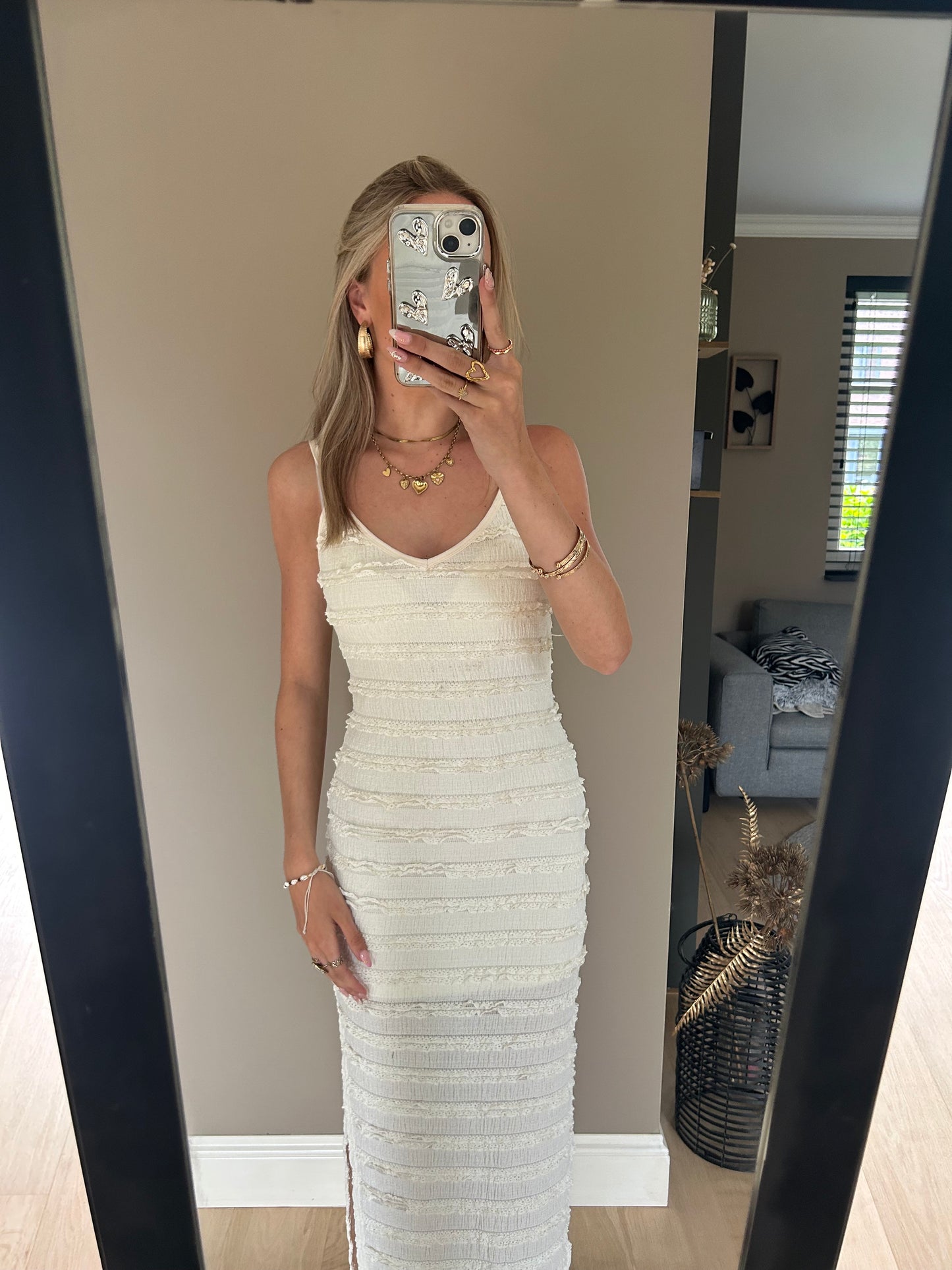 White/crème dress