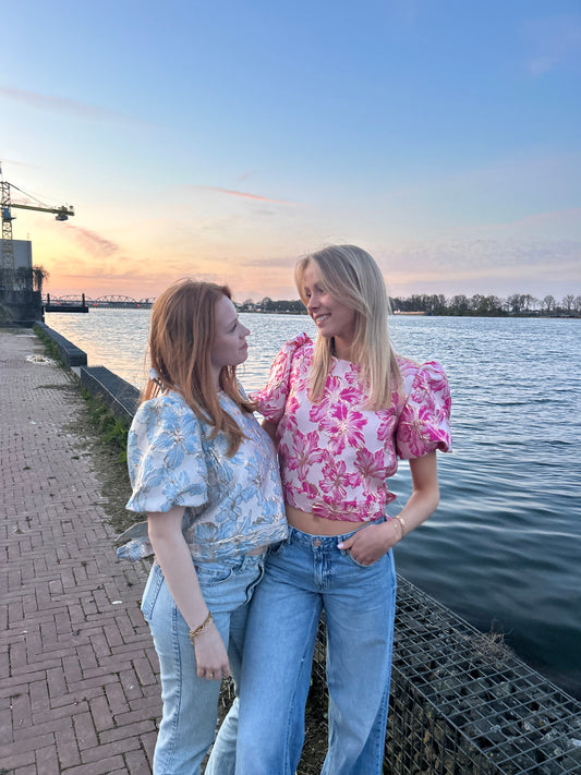 Vera Top - Light Blue